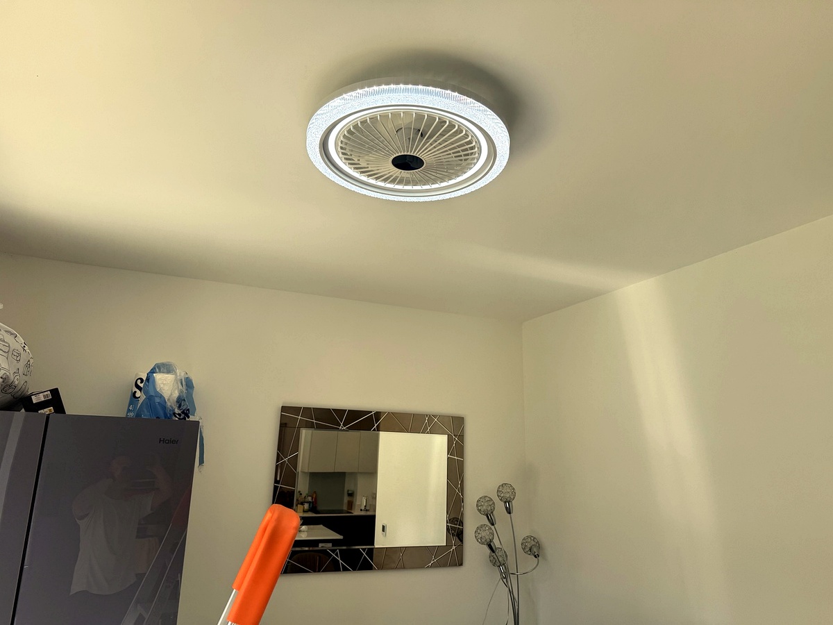 installing led light with fan