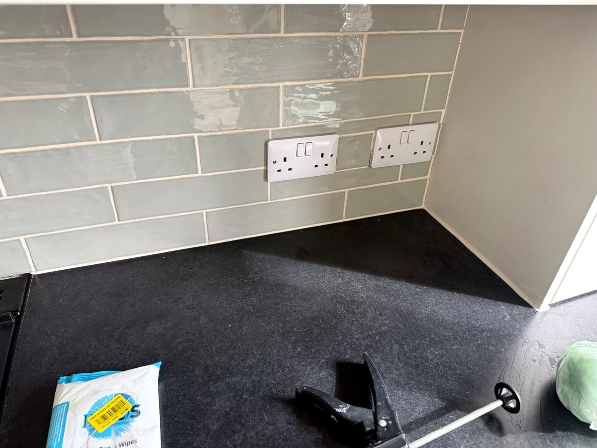 sealing-kitchen